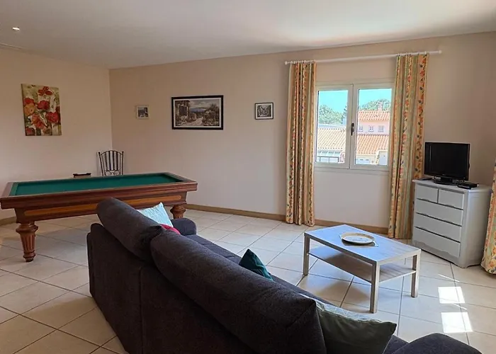 Βίλα Avec Piscine A 6 Min Du Port Saint-cyprien Saint-Cyprien (Pyrenees-Orientales)
